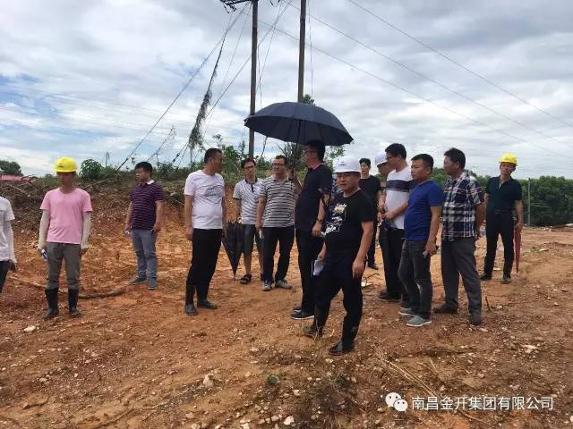 马博网页版_马博（中国）高管前往新建江拖路道路工程现场协调工作 