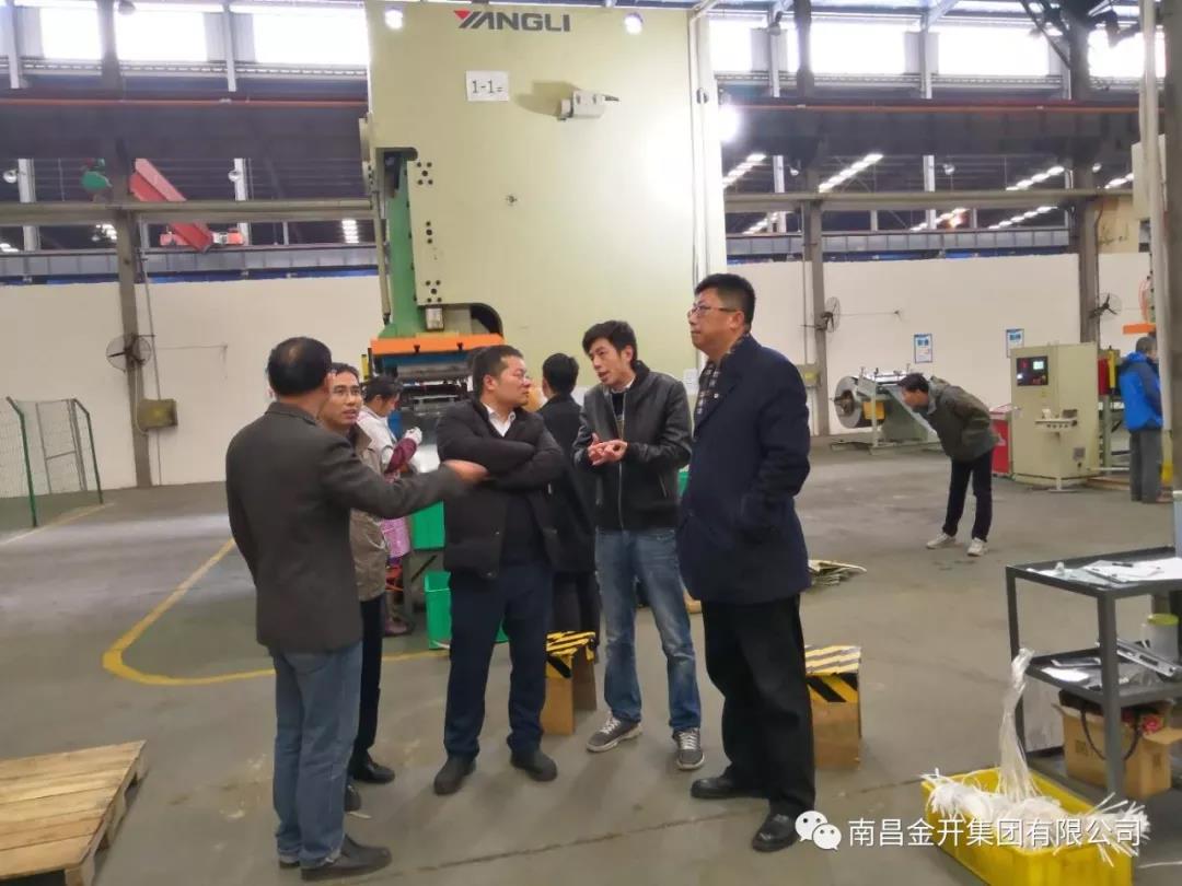 金开马博网页版_马博（中国）董事长胡顺明前往马博网页版_马博（中国）自主投资项目现场指导工作