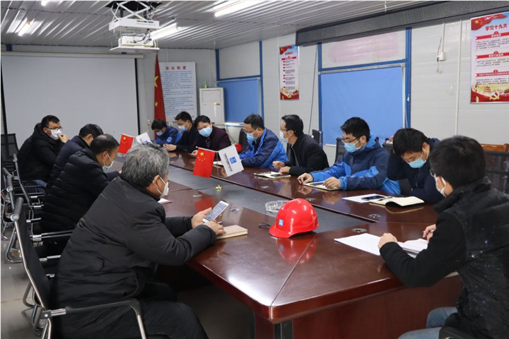 马博网页版_马博（中国）副总经理胡许亮现场调度同兴达项目入驻问题