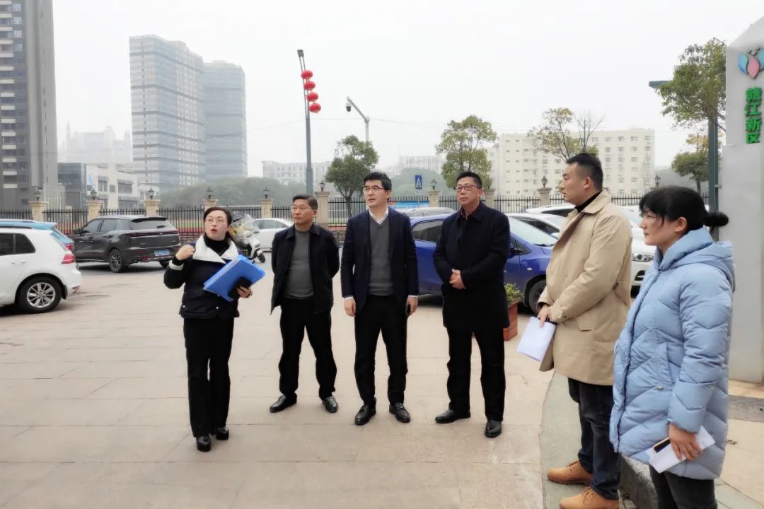 区管委会副主任贺敏调研金开马博网页版_马博（中国）资产管理及园区服务情况