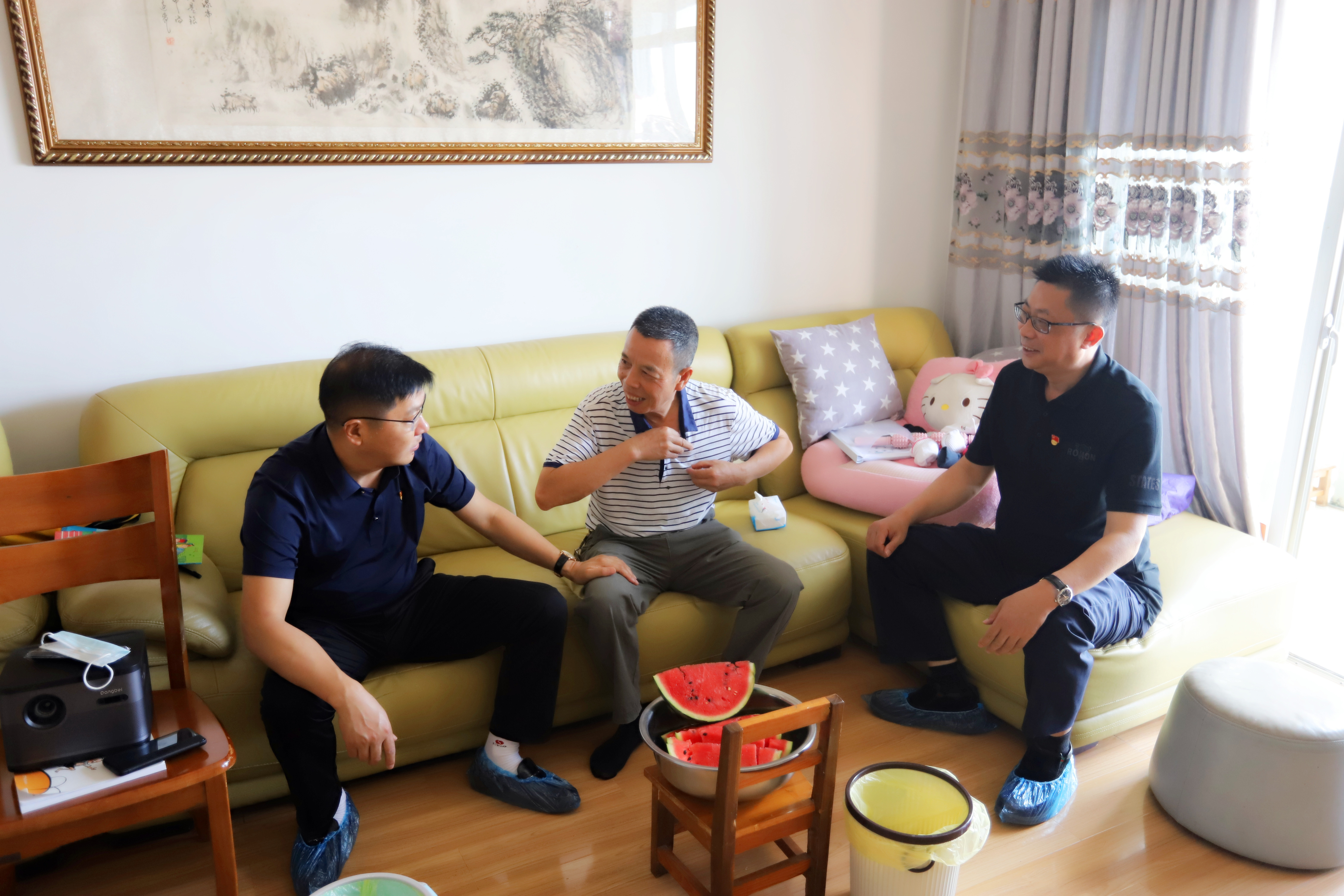 金开马博网页版_马博（中国）党委开展“七一”走访慰问活动